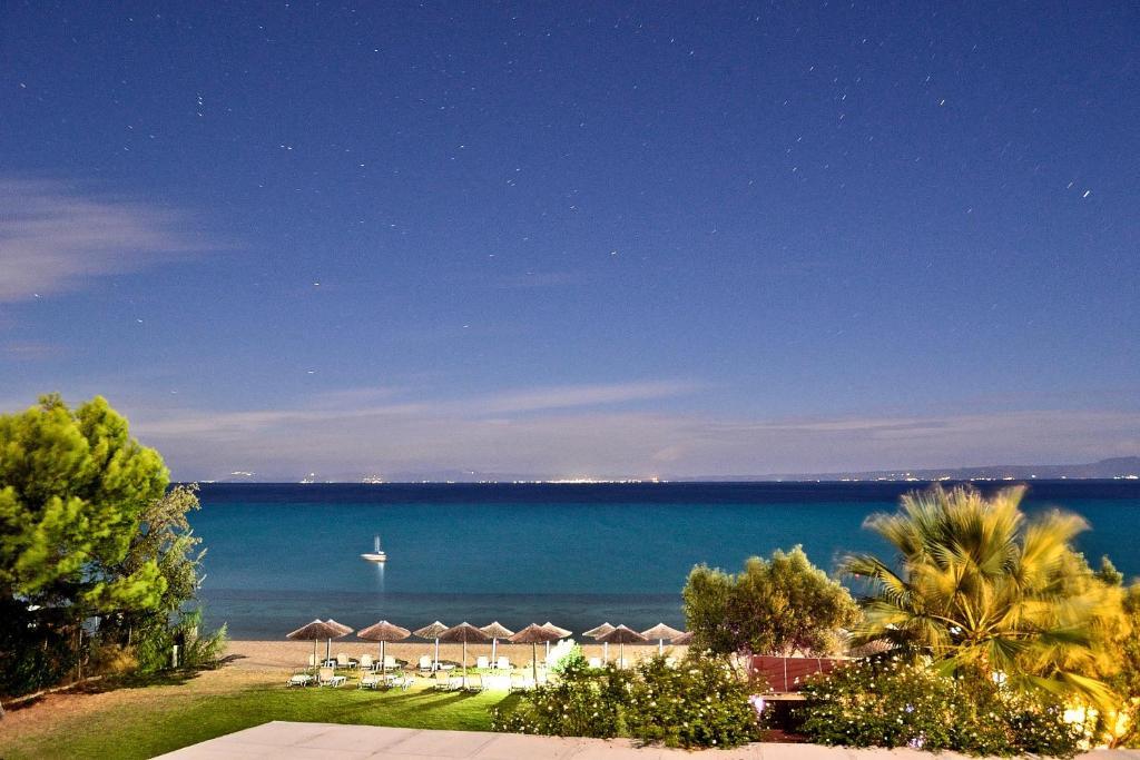 Kopsis Beach Hotel Pefkochori Exterior photo